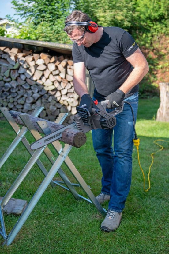 Elektrická řetězová pila 2 000W 350mm POWERPLUS POWEG10100